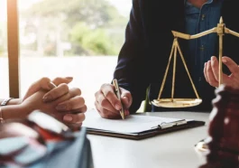 How To Know If Your Lawyer Is Selling You Out